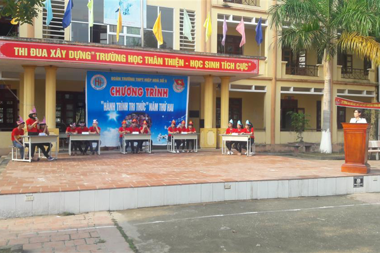 Hành trình tri thức được tổ chức vào các giờ Chào cờ đầu tuần