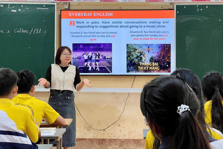 Cô Bùi Thị Bích Liên – GV môn Tiếng Anh